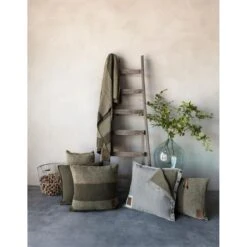 Knit Factory Roxx Gebreid Plaid - Woondeken - Groen|Olive - 160x130 Cm 9 Knit Factory Roxx Gebreid Plaid - Woondeken - Groen|Olive - 160x130 Cm -Meubels Voor Thuis 10099370