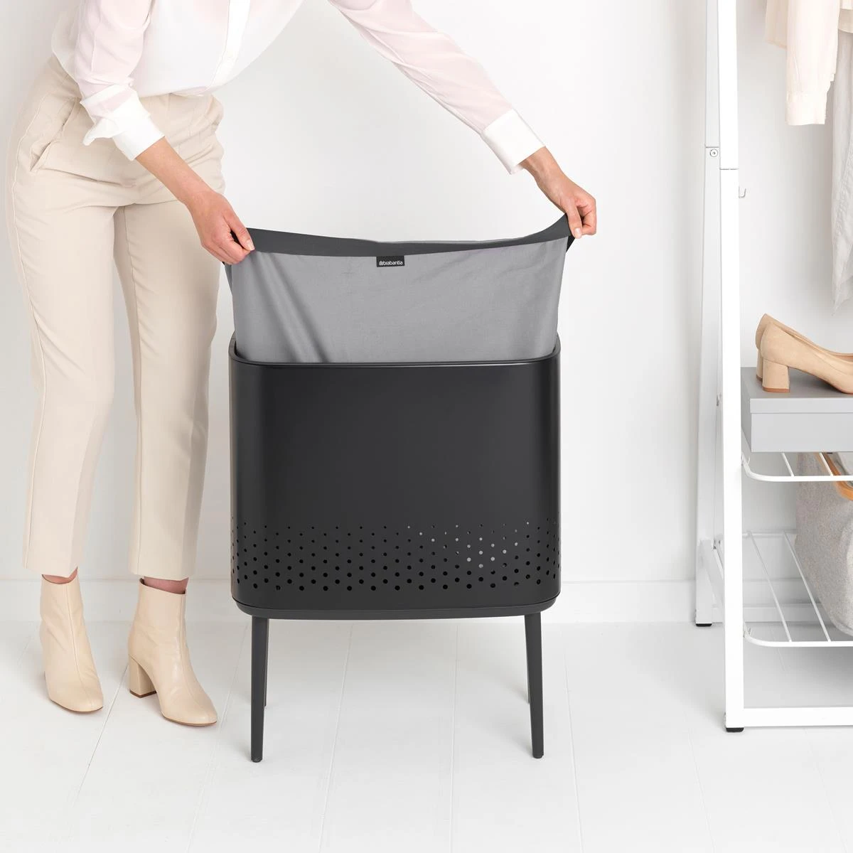 Brabantia Bo Wasbox 60 L - Mat Black 6 Brabantia Bo Wasbox 60 L - Mat Black - Afbeelding 4