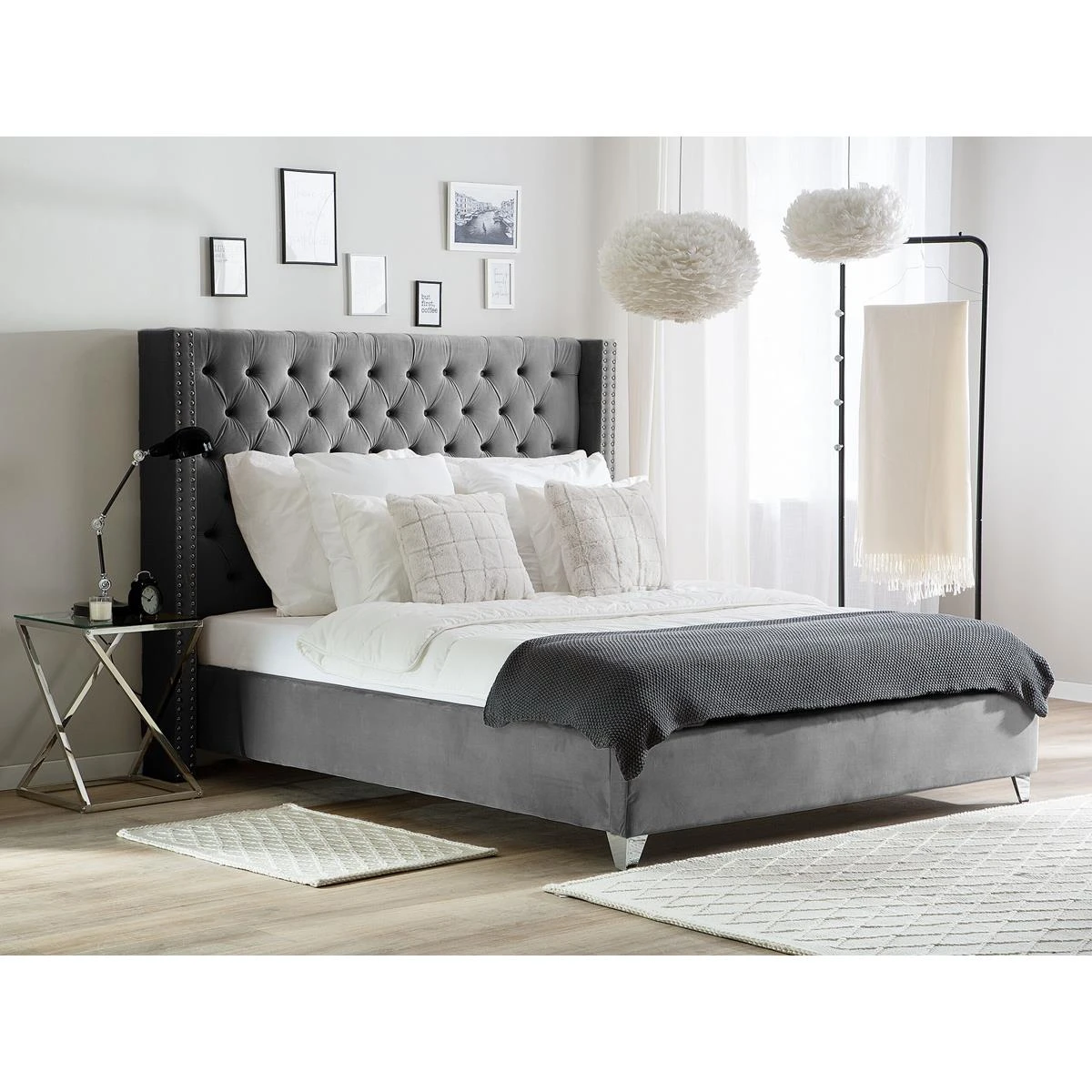 Beliani - LUBBON - Tweepersoonsbed - Grijs - 160 X 200 Cm - Fluweel 4 Beliani - LUBBON - Tweepersoonsbed - Grijs - 160 X 200 Cm - Fluweel - Afbeelding 2