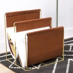 QUVIO Tijdschriftenrek Van Metaal En Leer - Bruin Met Goud -Meubels Voor Thuis 10375208