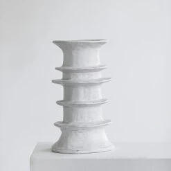 SERAX - Marie Michielssen - Billy Vaas H 30 Cm - Wit 13 SERAX - Marie Michielssen - Billy Vaas H 30 Cm - Wit -Meubels Voor Thuis 10504000