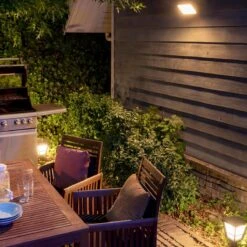 Philips Hue White & Color Ambiance Discover Floodlight 26 Philips Hue White & Color Ambiance Discover Floodlight -Meubels Voor Thuis 10570884