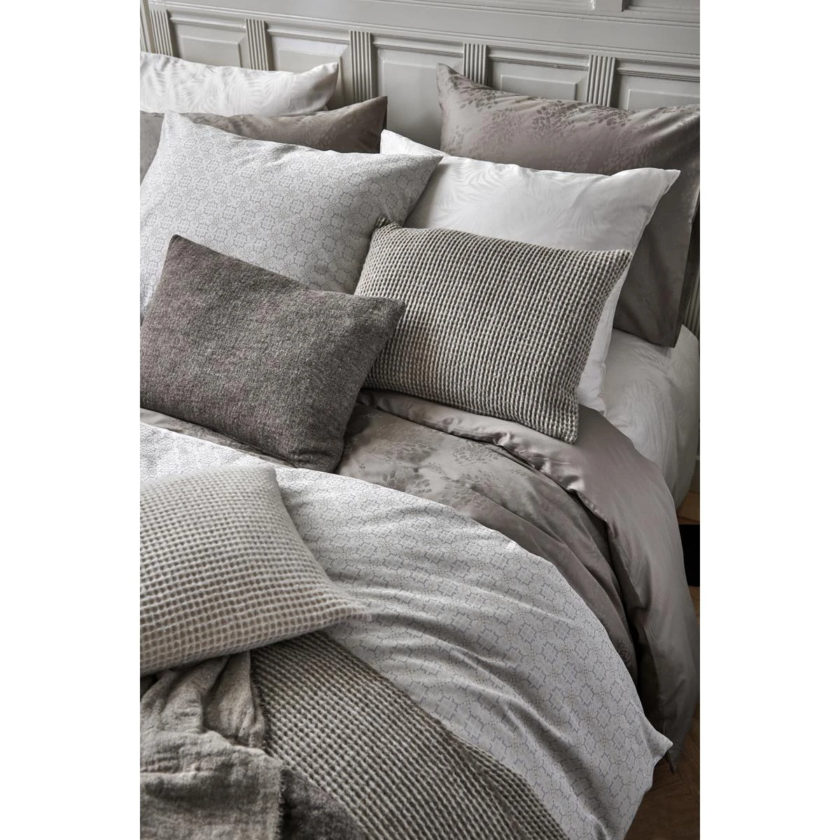 Vandyck HOME 95 Plaid 130 X 220 Cm - Anthracite 7 Vandyck HOME 95 Plaid 130 X 220 Cm - Anthracite - Afbeelding 5