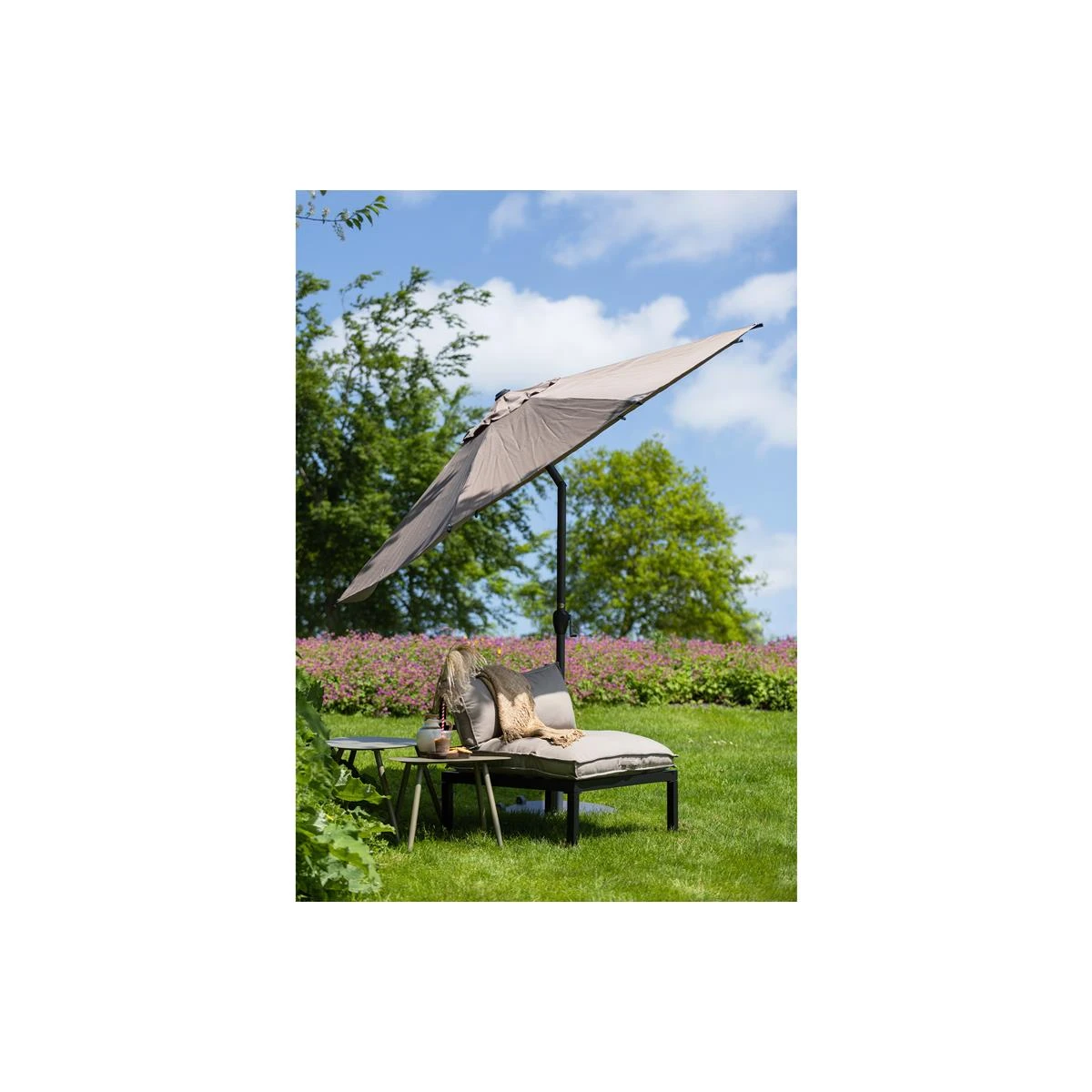 WOOOD Loungebankje Buiten George - Aluminium - Zwart - 73x90x83 4 WOOOD Loungebankje Buiten George - Aluminium - Zwart - 73x90x83 - Afbeelding 2