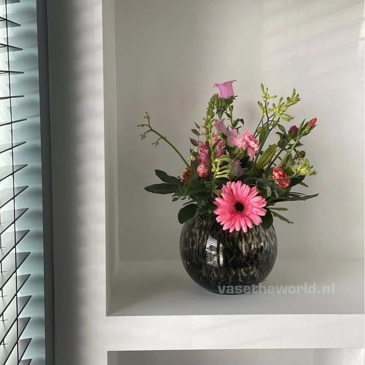 Vase The World Zambezi Cheetah Vaas 4 Vase The World Zambezi Cheetah Vaas - Afbeelding 2