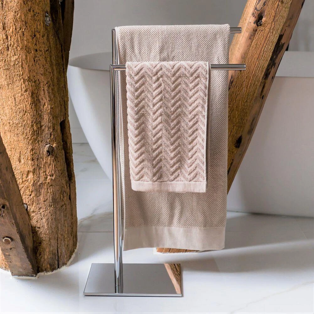 Sealskin Tube Vrijstaand 2-armig Handdoekrek - Chroom 9 Sealskin Tube Vrijstaand 2-armig Handdoekrek - Chroom - Afbeelding 7