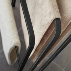 Yamazaki Tower Handdoekhouder - Zwart -Meubels Voor Thuis 9462783