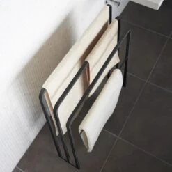 Yamazaki Tower Handdoekhouder - Zwart -Meubels Voor Thuis 9462790