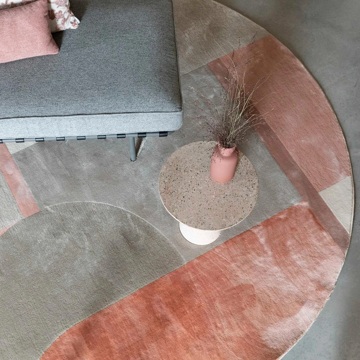 Zuiver Hilton Vloerkleed Ø 240 Cm - Roze 12 Zuiver Hilton Vloerkleed Ø 240 Cm - Roze - Afbeelding 10