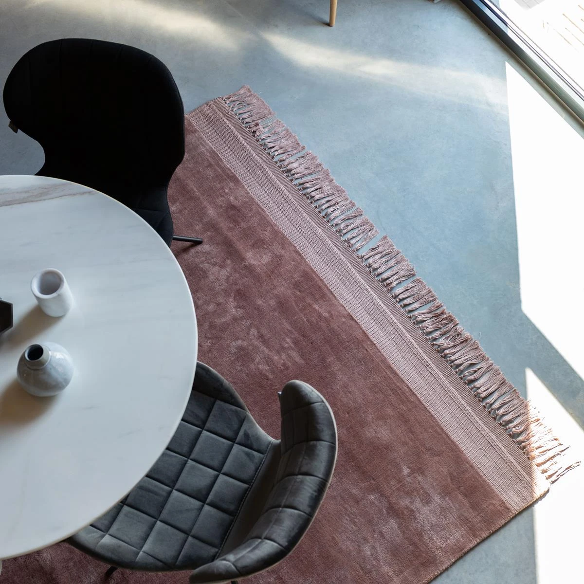 Zuiver Blink Vloerkleed 200 X 300 Cm - Roze 4 Zuiver Blink Vloerkleed 200 X 300 Cm - Roze - Afbeelding 2