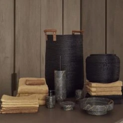 Aquanova Porto Tandenborstelhouder - Zwart 10 Aquanova Porto Tandenborstelhouder - Zwart -Meubels Voor Thuis 9485393