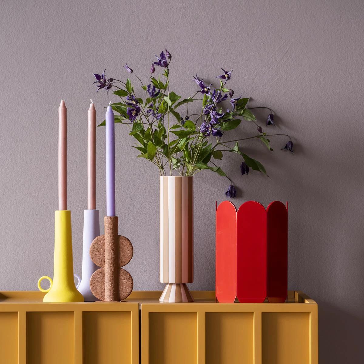 POLSPOTTEN Spartan Kandelaar S - Yellow 4 POLSPOTTEN Spartan Kandelaar S - Yellow - Afbeelding 2