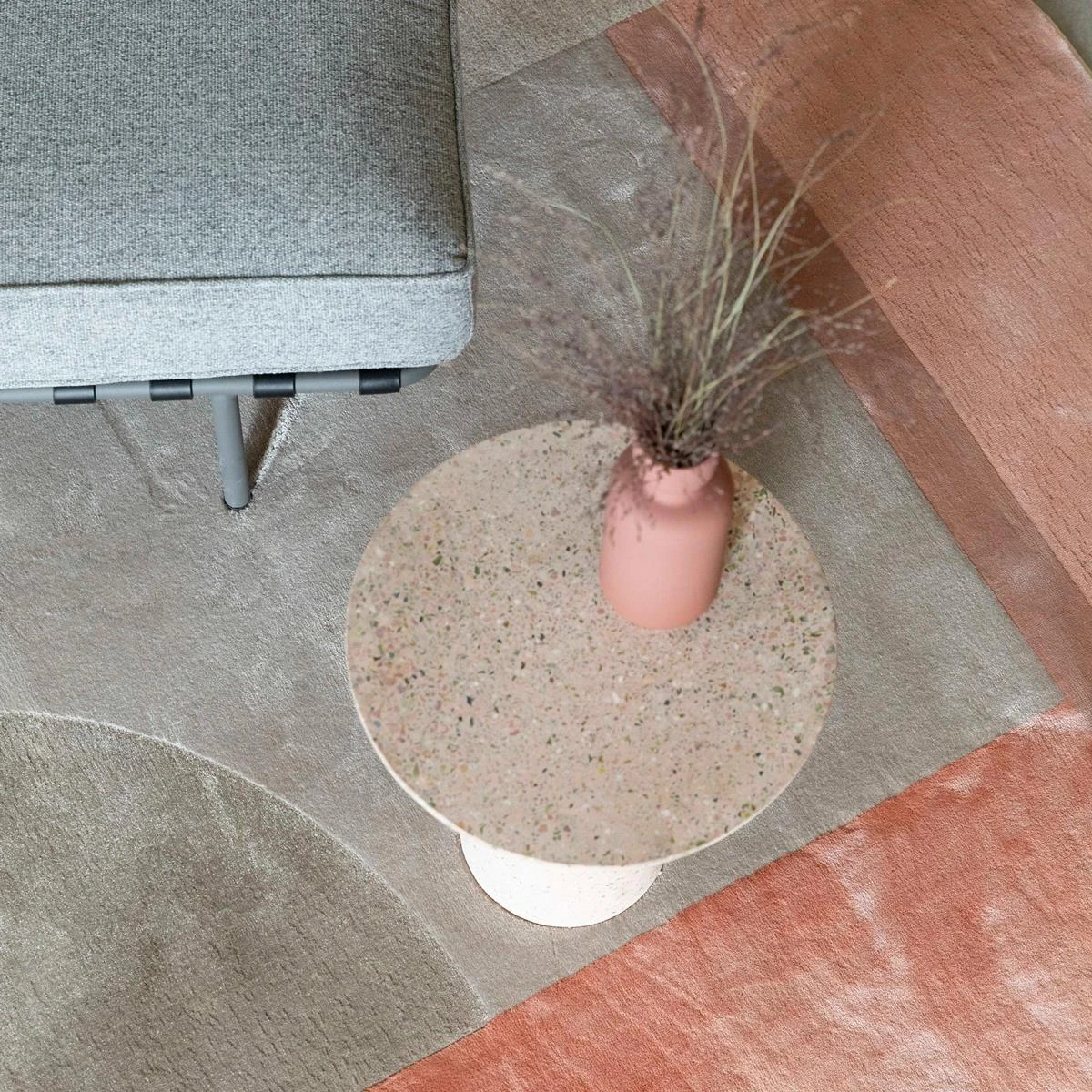 Zuiver Hilton Vloerkleed Ø 240 Cm - Roze 11 Zuiver Hilton Vloerkleed Ø 240 Cm - Roze - Afbeelding 9