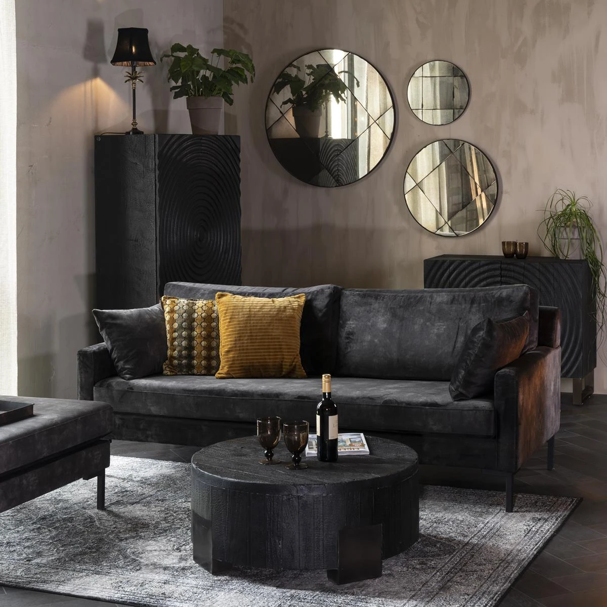 Dutchbone Rugged Vloerkleed 170 X 240 Cm - Zwart 4 Dutchbone Rugged Vloerkleed 170 X 240 Cm - Zwart - Afbeelding 2