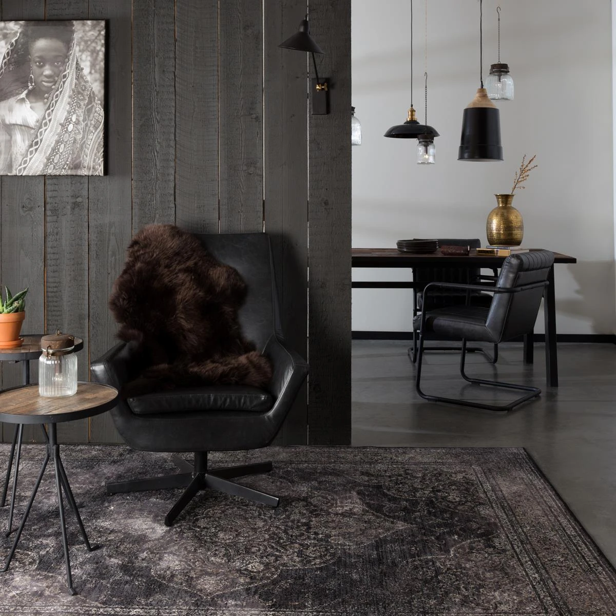 Dutchbone Rugged Vloerkleed 170 X 240 Cm - Zwart 6 Dutchbone Rugged Vloerkleed 170 X 240 Cm - Zwart - Afbeelding 4