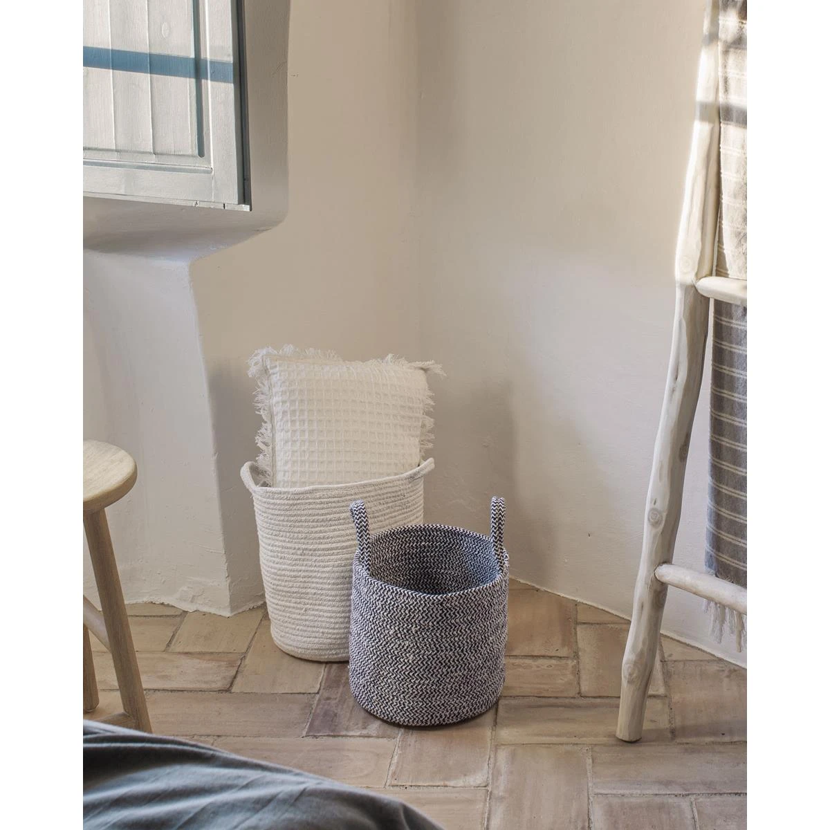 Kave Home - Witte Mand Abeni Van 100% Katoen 30 Cm 5 Kave Home - Witte Mand Abeni Van 100% Katoen 30 Cm - Afbeelding 3